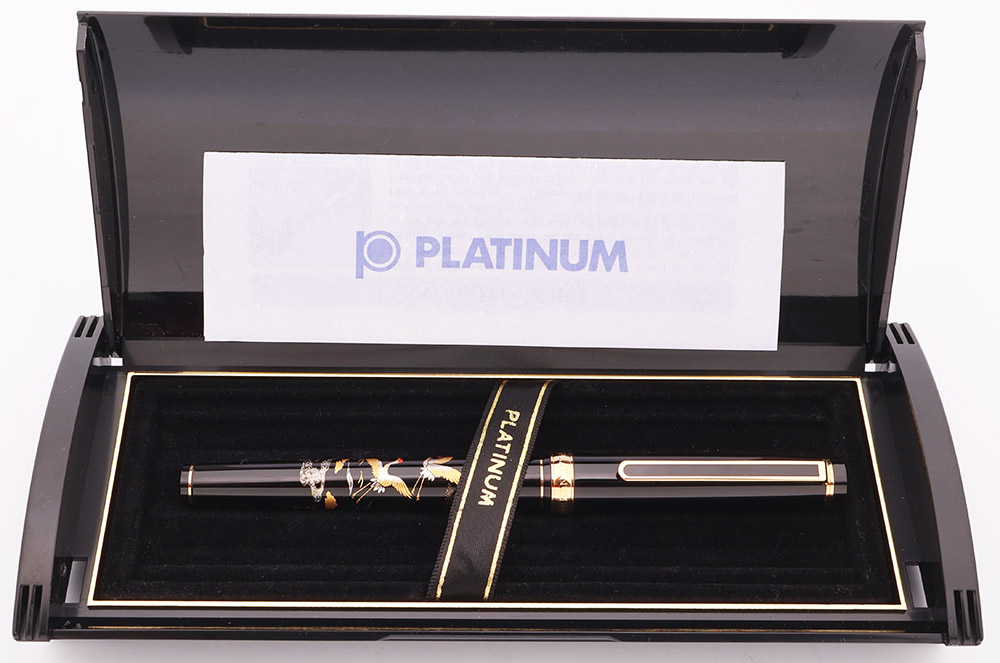 Platinum Maki-e Yoshi Takumi Fountain Pen - Crane & Mt. Fuji, C/C